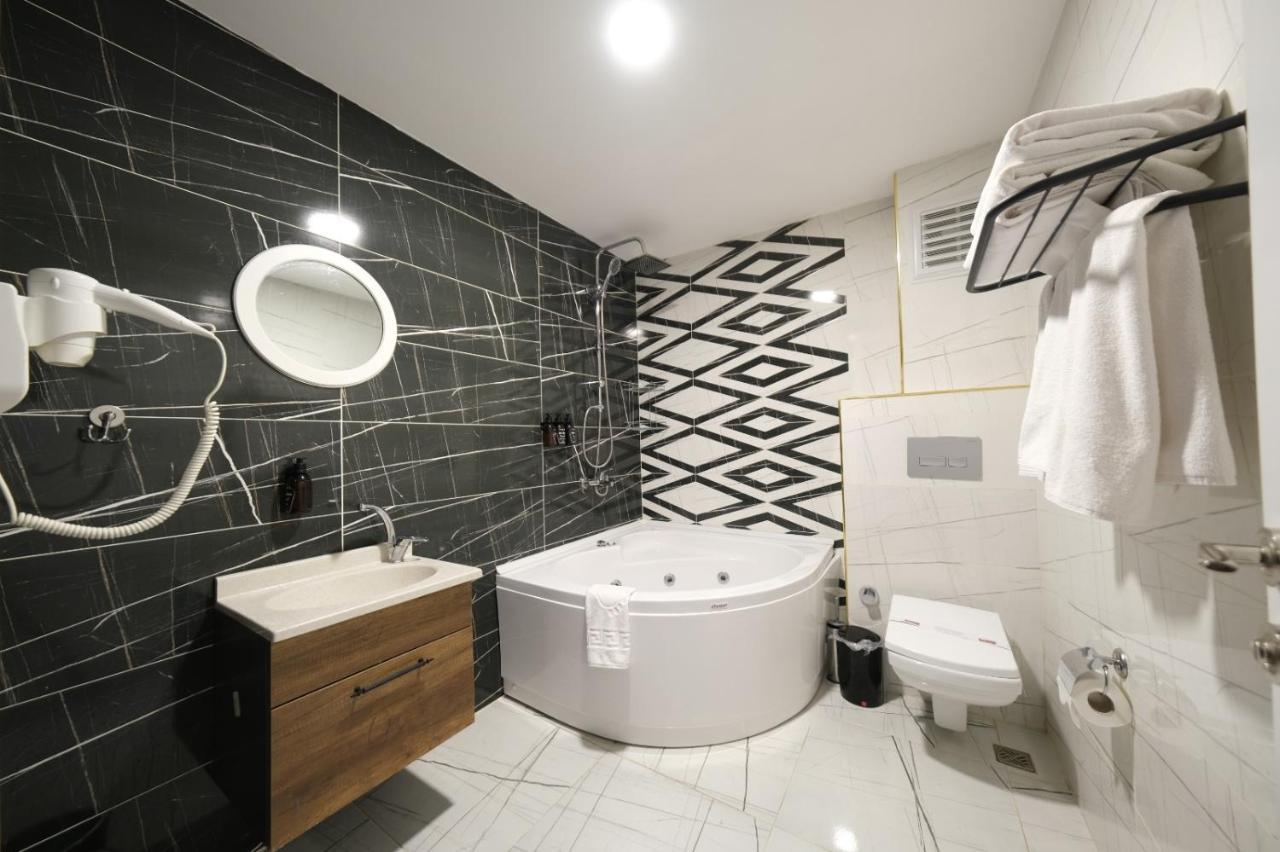 Eniza Hotel Μερσίνη Εξωτερικό φωτογραφία