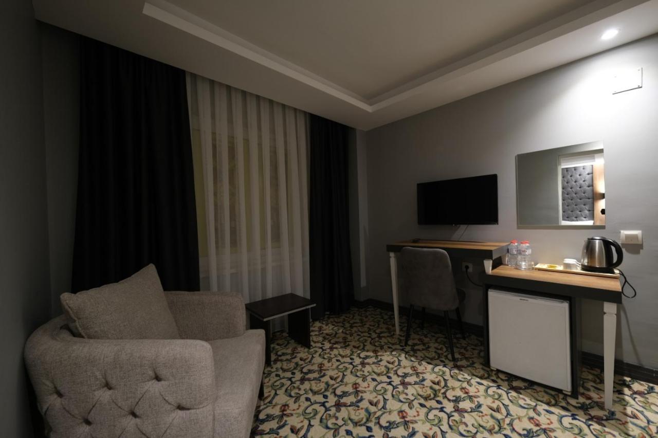 Eniza Hotel Μερσίνη Εξωτερικό φωτογραφία