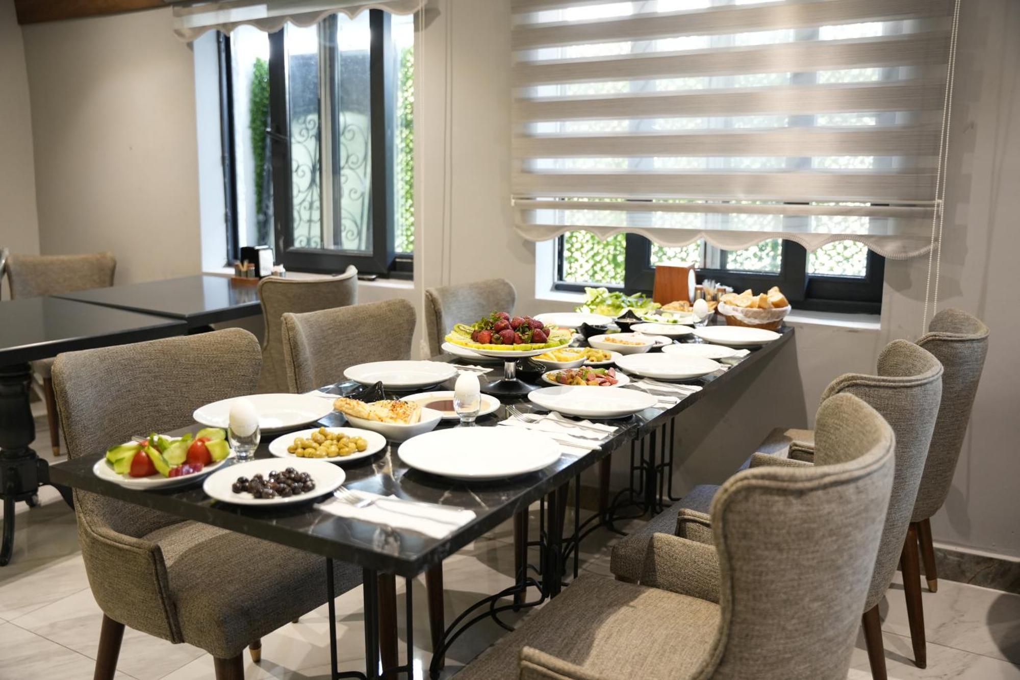 Eniza Hotel Μερσίνη Εξωτερικό φωτογραφία