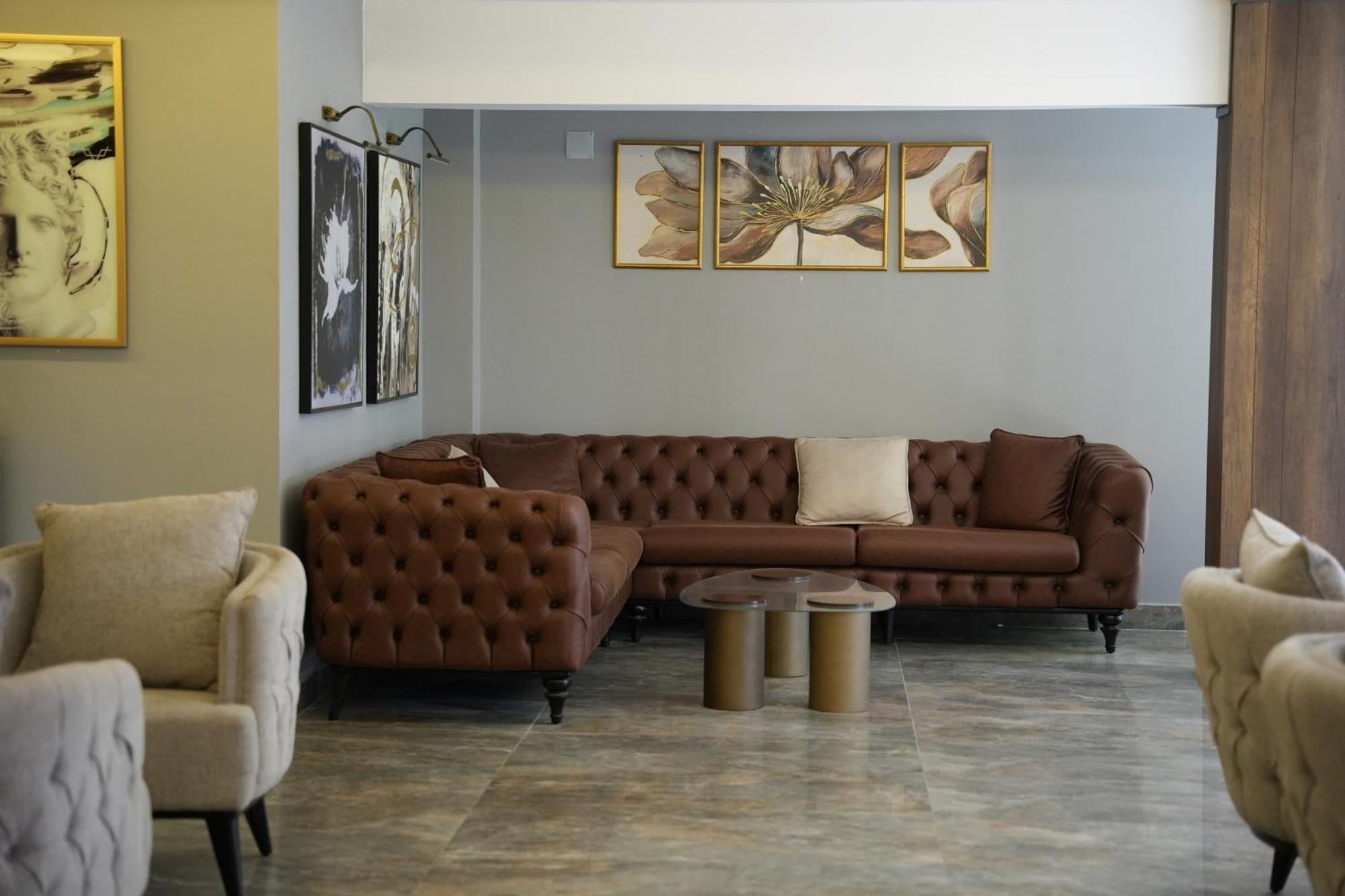 Eniza Hotel Μερσίνη Εξωτερικό φωτογραφία