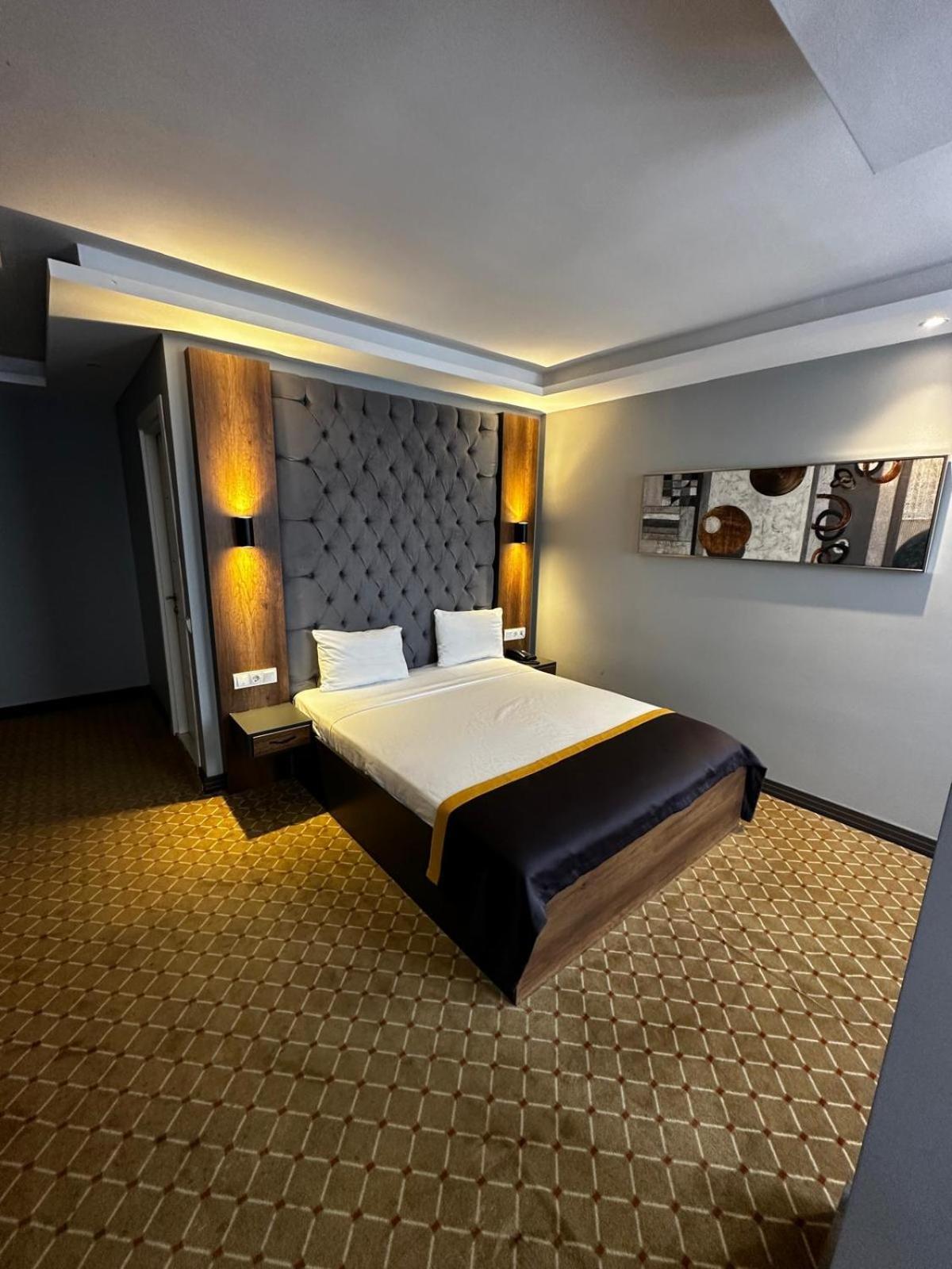 Eniza Hotel Μερσίνη Εξωτερικό φωτογραφία